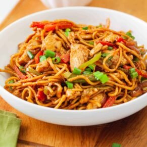 Cashew Chicken Noodles