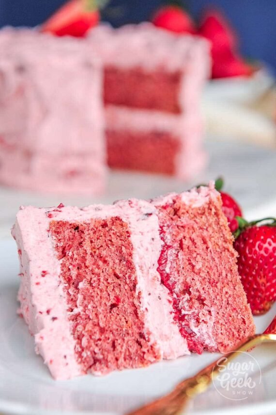 Strawberry Cake - Image 5