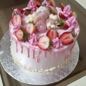 Strawberry Cake