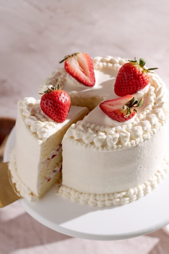 Strawberry Cake - Image 2
