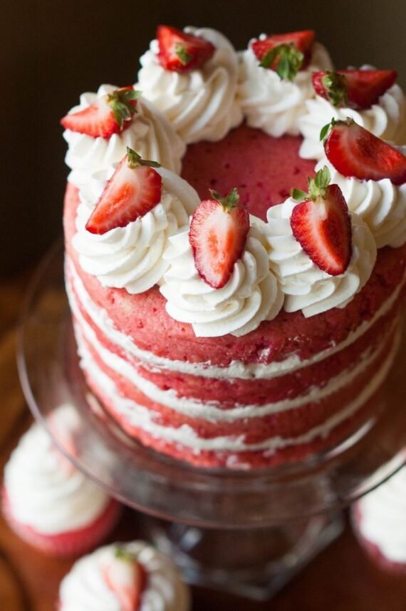 Strawberry Cake - Image 3