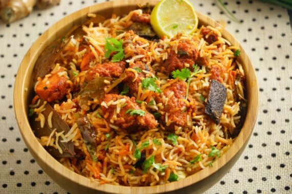 Special Chicken Biryani Boneless - Image 4