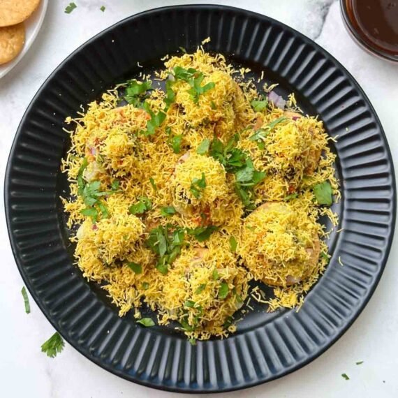 Sev Puri 6 Pcs