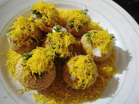 Sev Puri 6 Pcs - Image 4
