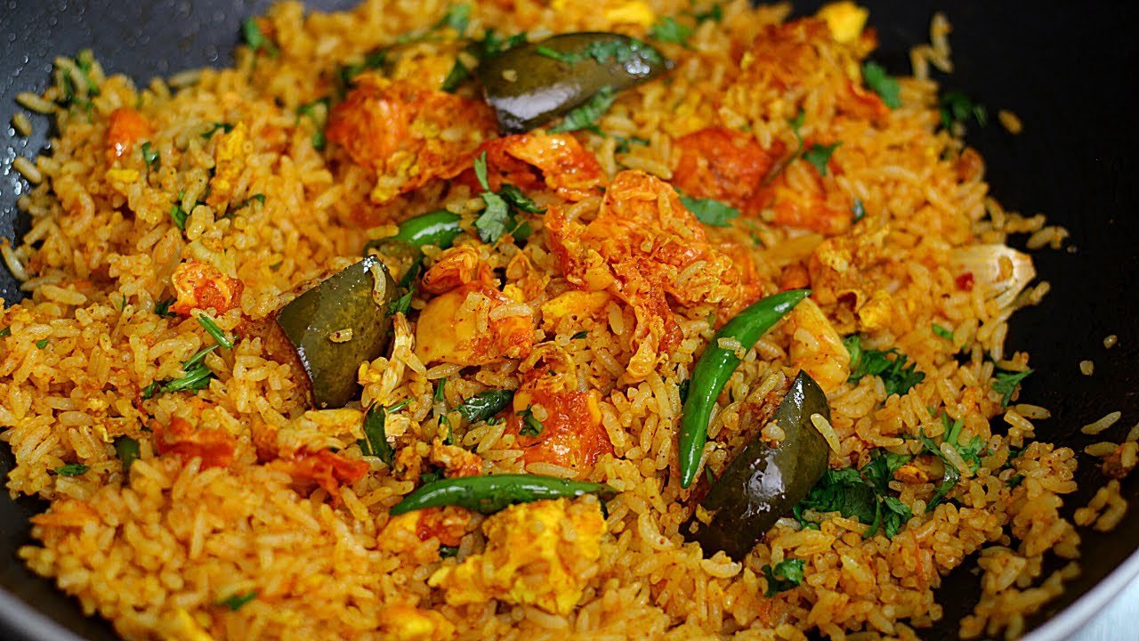 Avakaya Egg Fried Rice