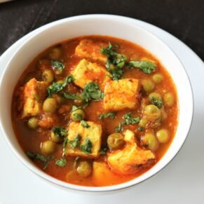 Matar Paneer